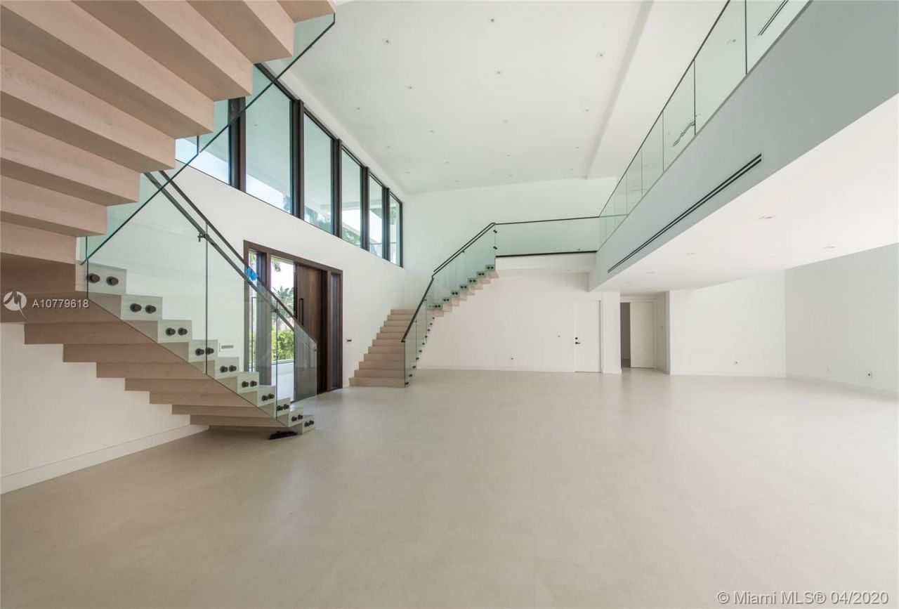 Villa à Miami, États-Unis, 750 m² - image 6