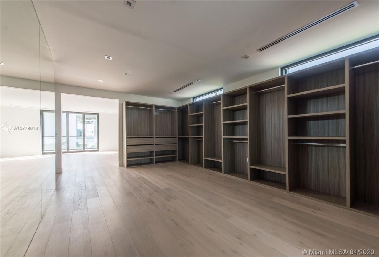 Villa à Miami, États-Unis, 750 m² - image 16