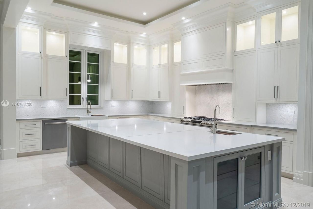 Manor in Miami, USA, 1 000 m² - picture 6