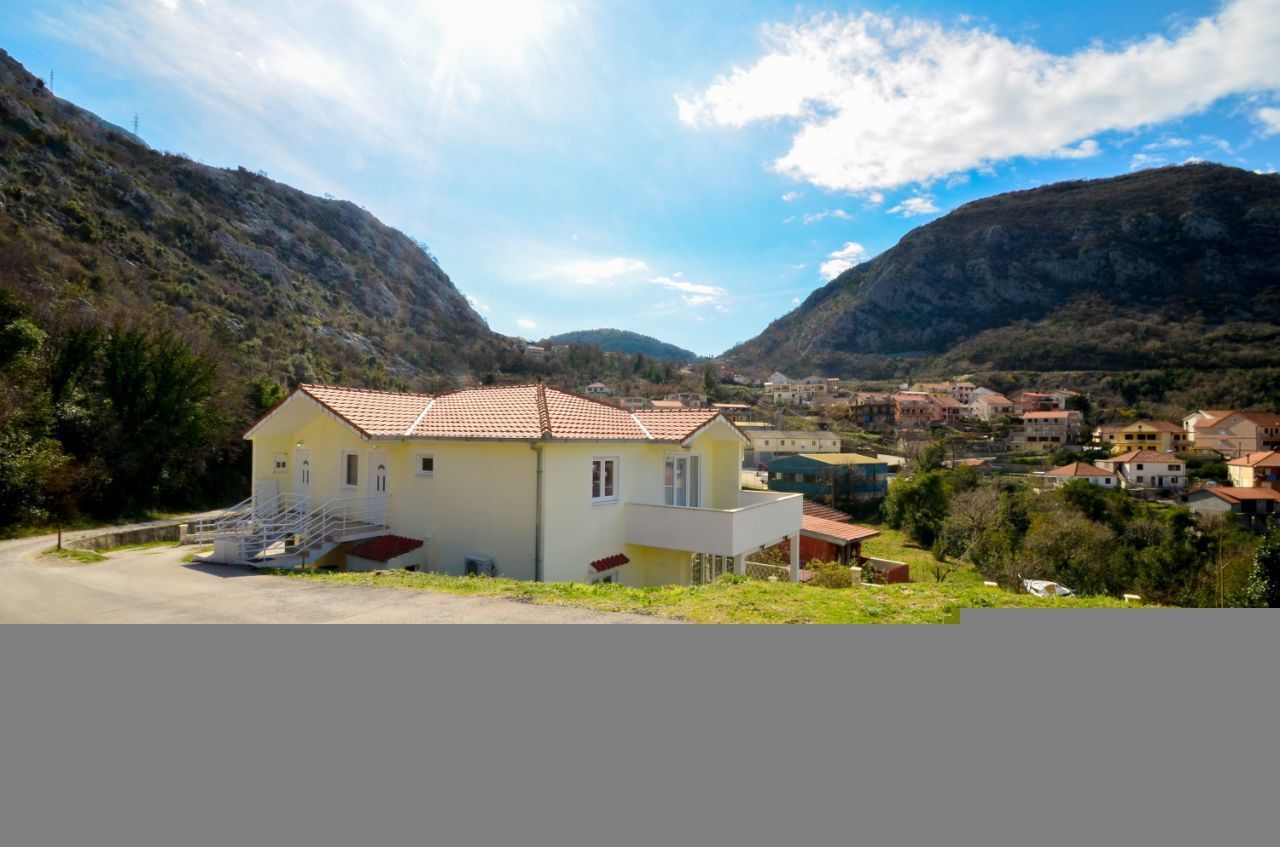 Haus in Kotor, Montenegro, 193 m² - Foto 4