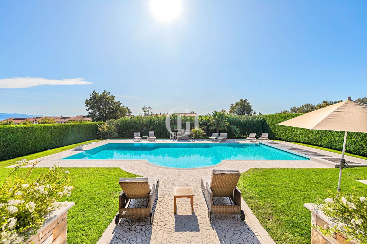 Villa par le Lac de Garde, Italie, 190 m² - image 2