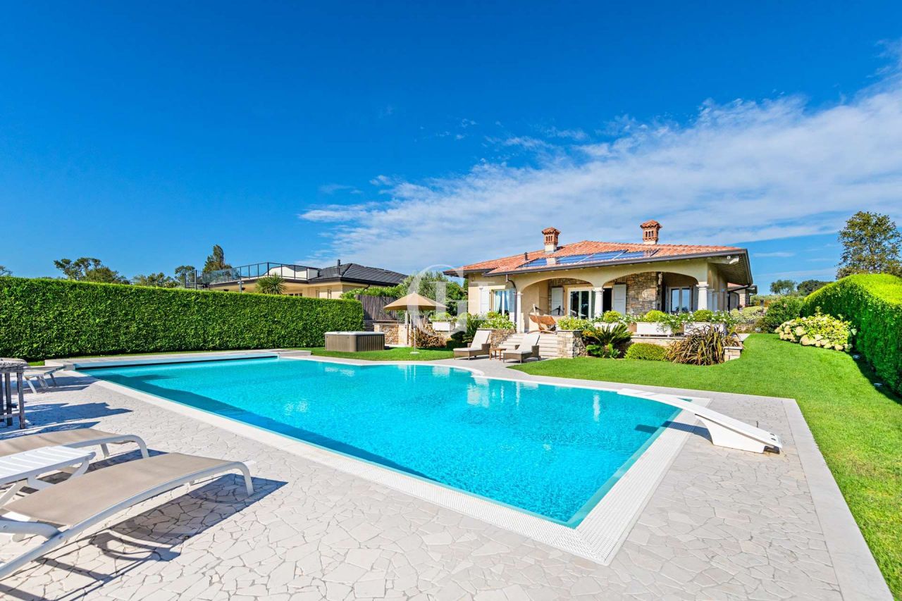 Villa par le Lac de Garde, Italie, 190 m² - image 11