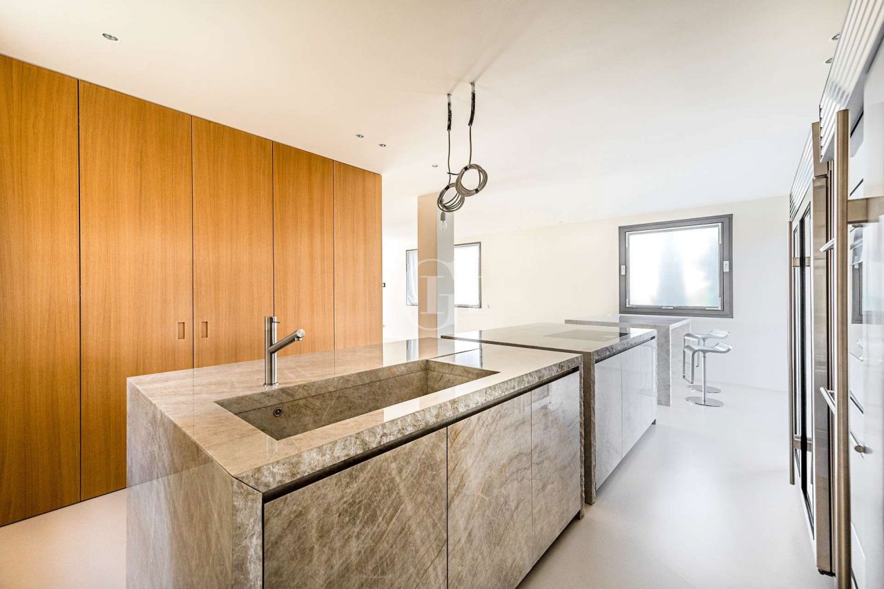 Casa sul Lago di Garda, Italia, 410 m² - foto 10