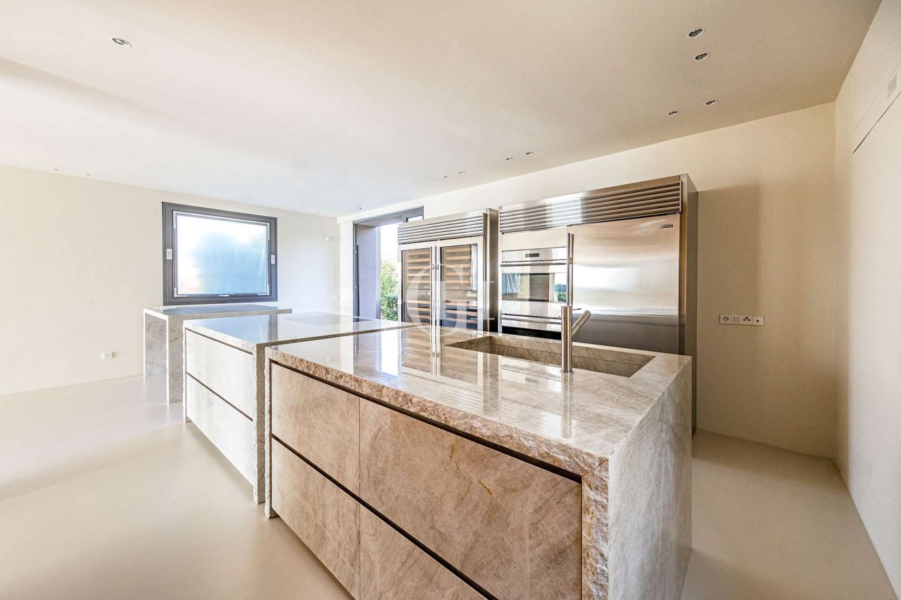 Casa sul Lago di Garda, Italia, 410 m² - foto 11