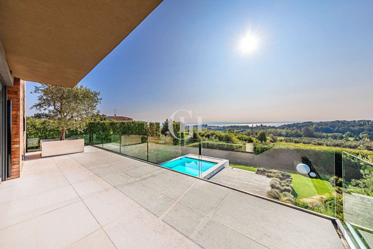 Casa sul Lago di Garda, Italia, 410 m² - foto 16