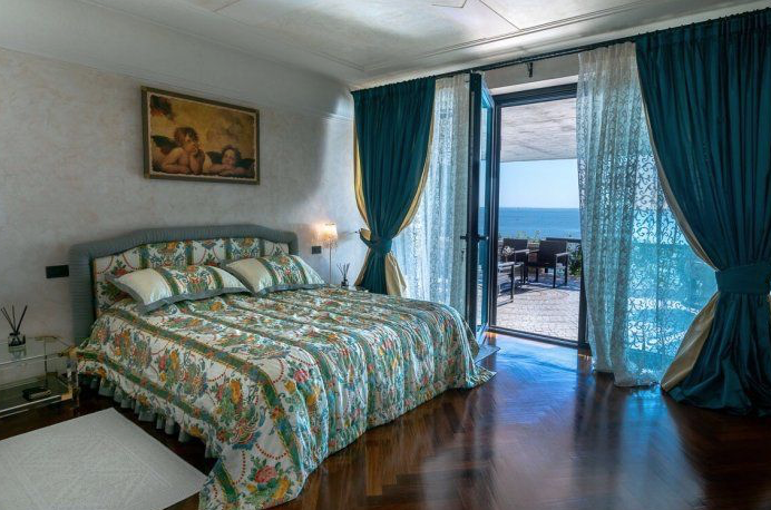 Villa por Lago de Garda, Italia, 750 m² - imagen 12