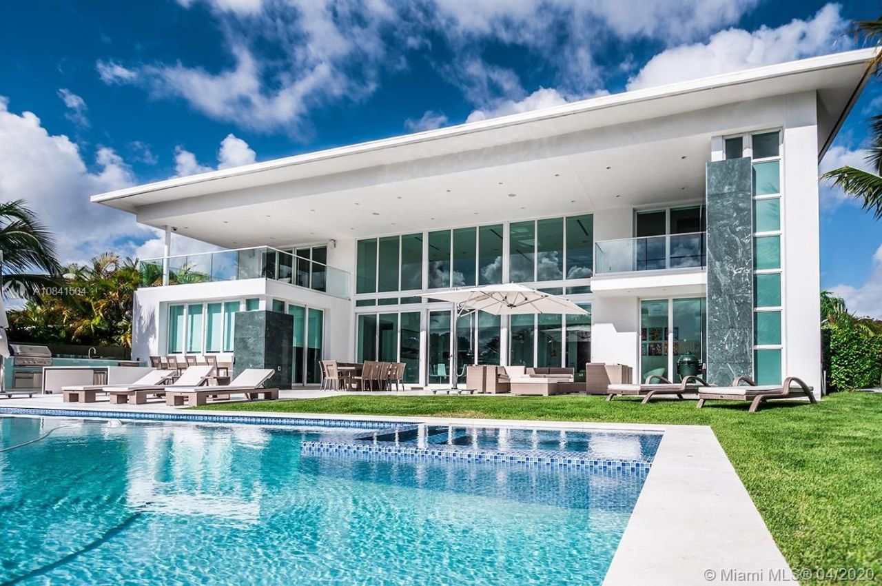 Villa à Miami, États-Unis, 460 m² - image 2