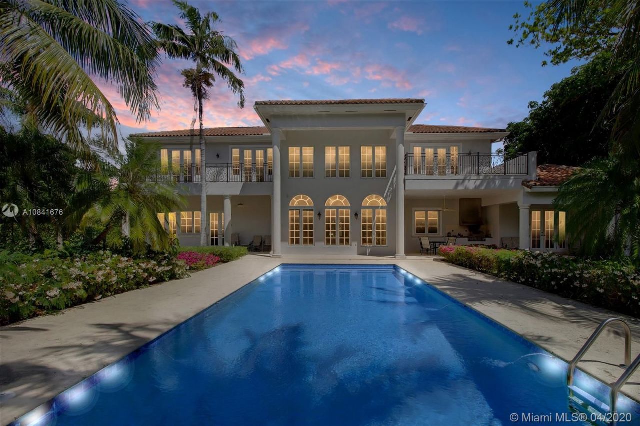 Domaine à Miami, États-Unis, 530 m² - image 12