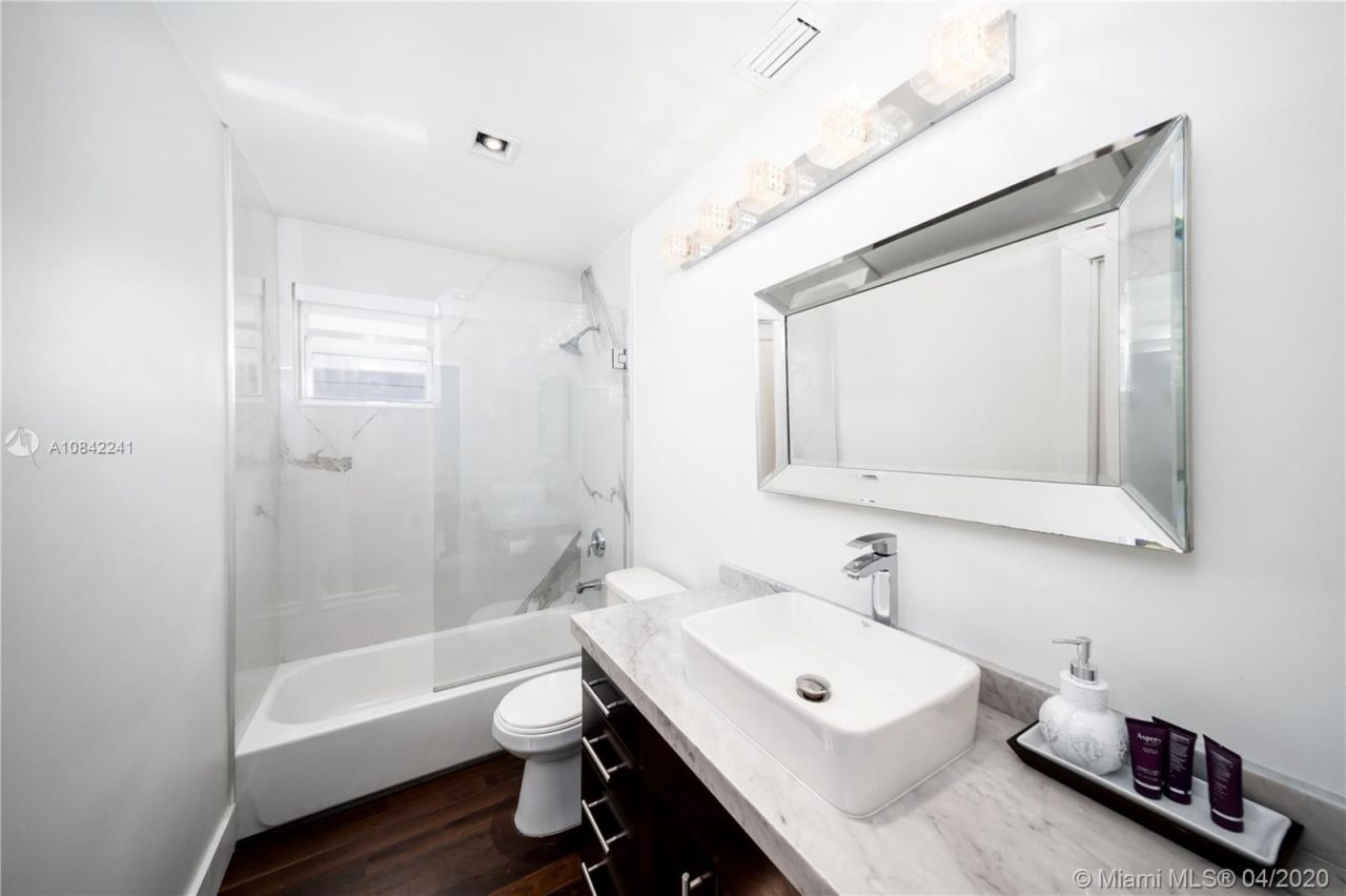 Villa à Miami, États-Unis, 350 m² - image 15