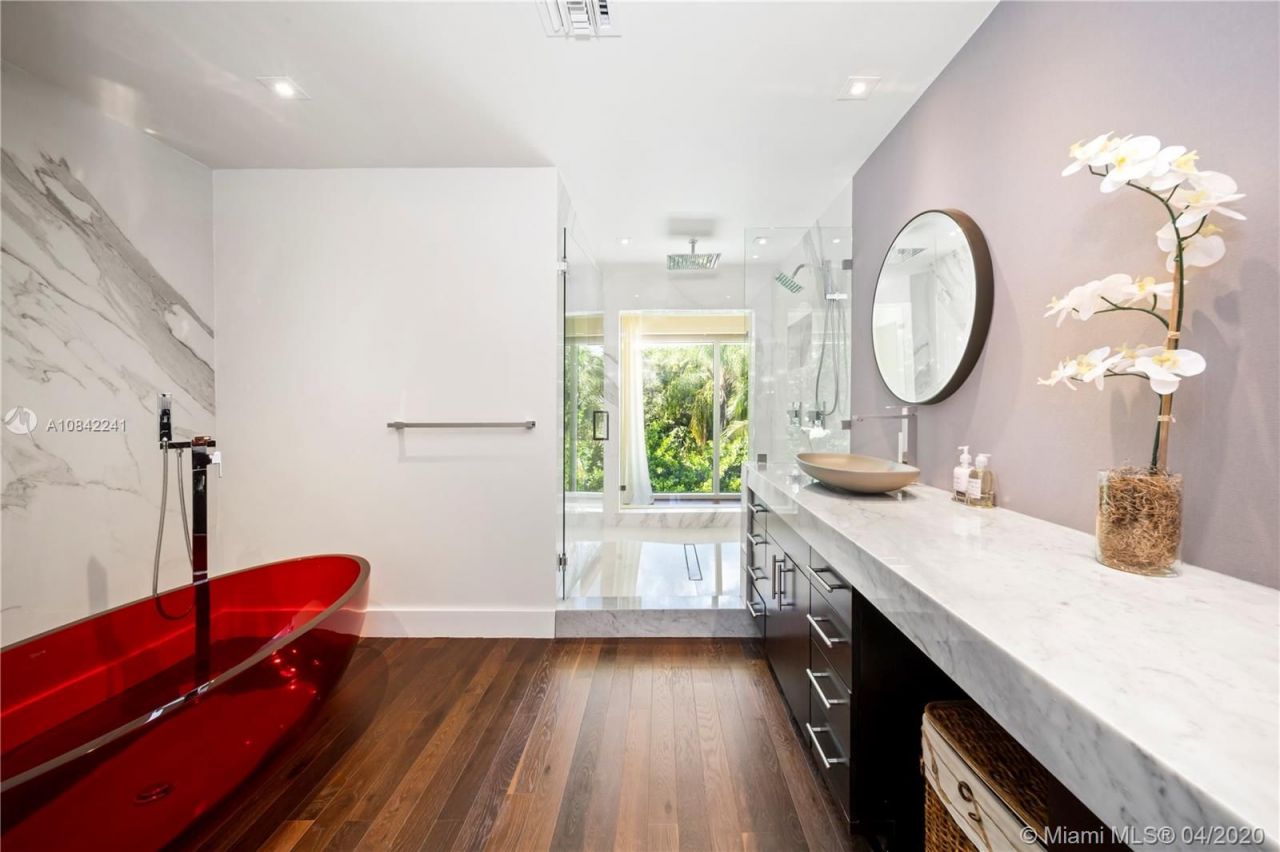 Villa à Miami, États-Unis, 350 m² - image 10