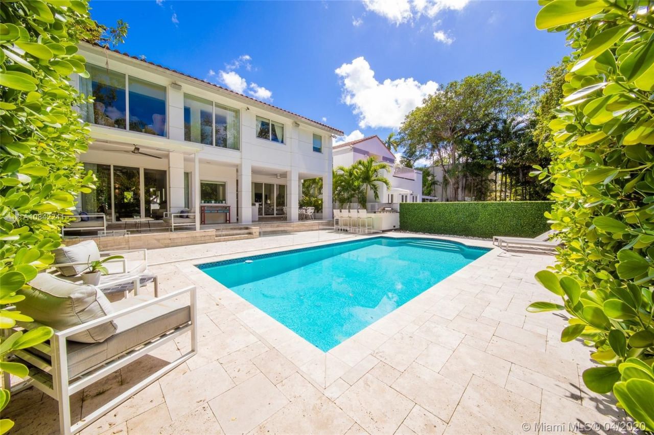 Villa à Miami, États-Unis, 350 m² - image 2