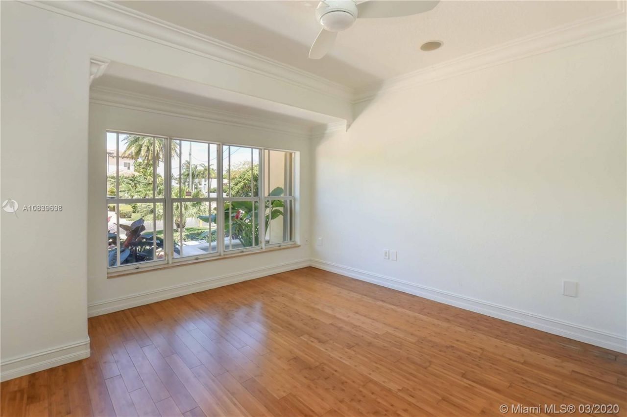 Villa à Miami, États-Unis, 260 m² - image 6