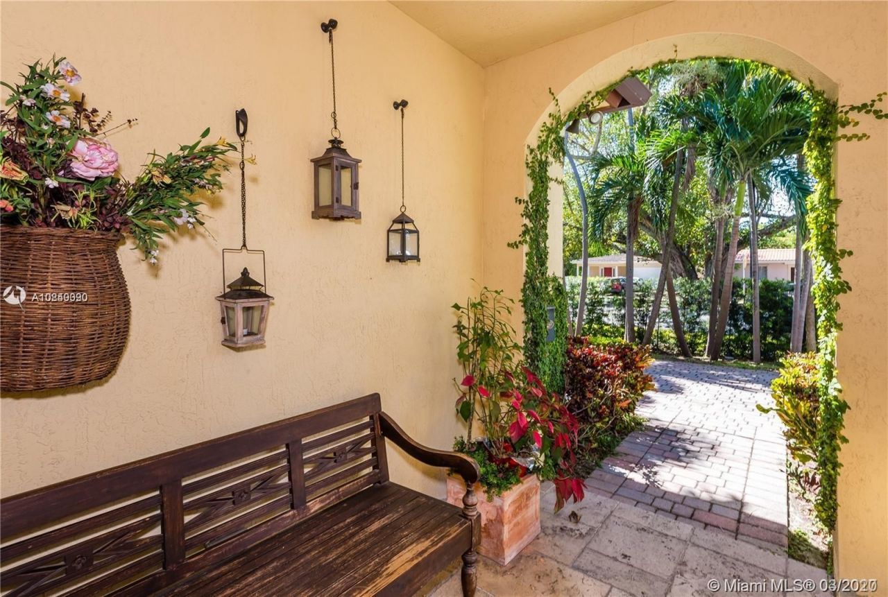 Villa in Miami, USA, 200 m² - picture 3