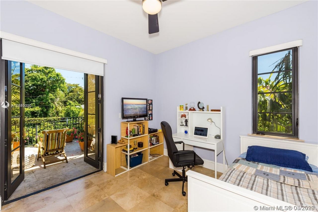 Villa in Miami, USA, 200 m² - picture 11