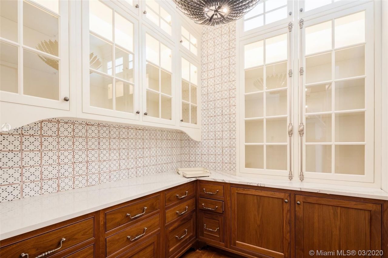 Villa in Miami, USA, 700 m² - picture 7