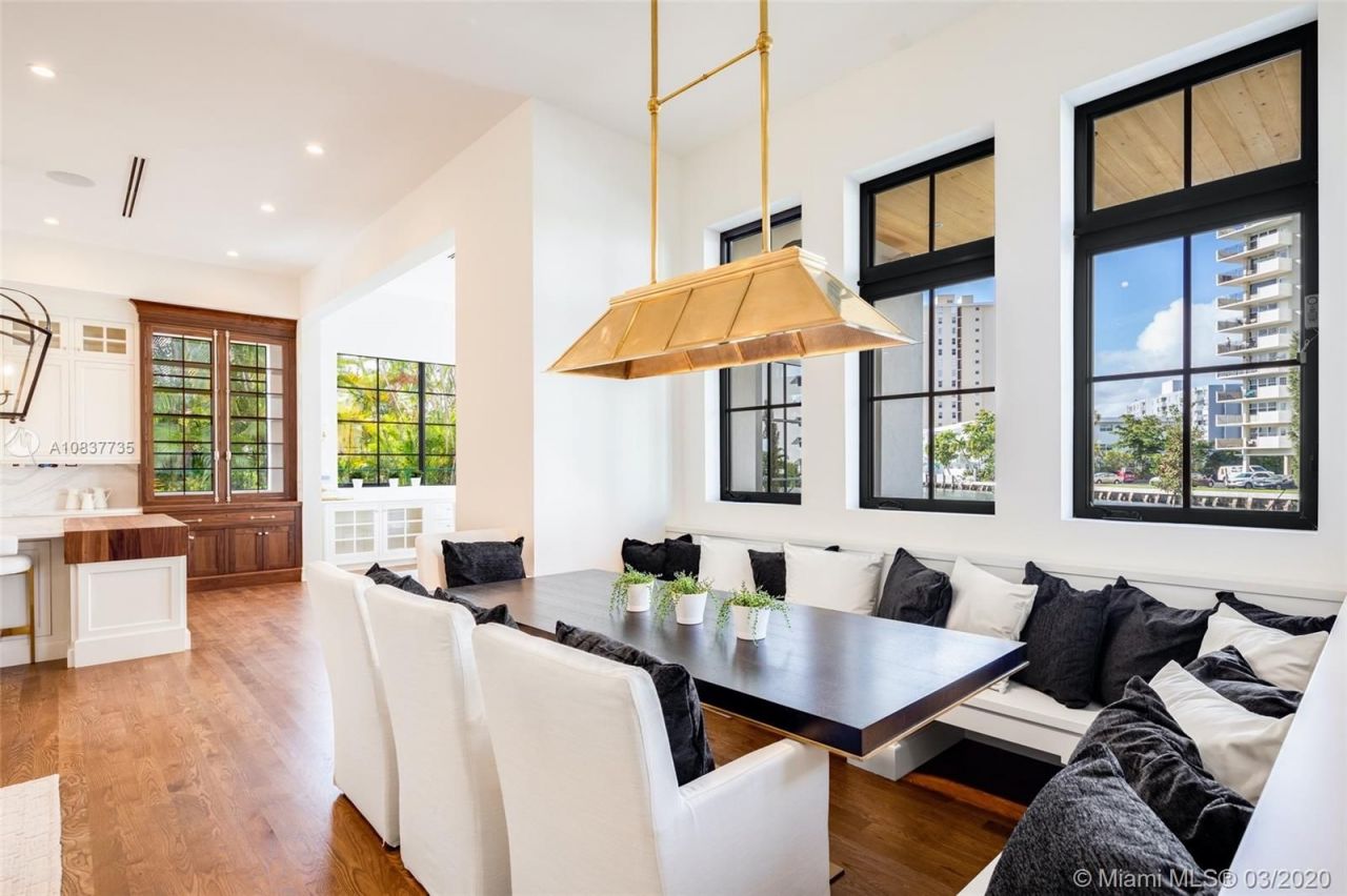 Villa in Miami, USA, 700 m² - picture 10