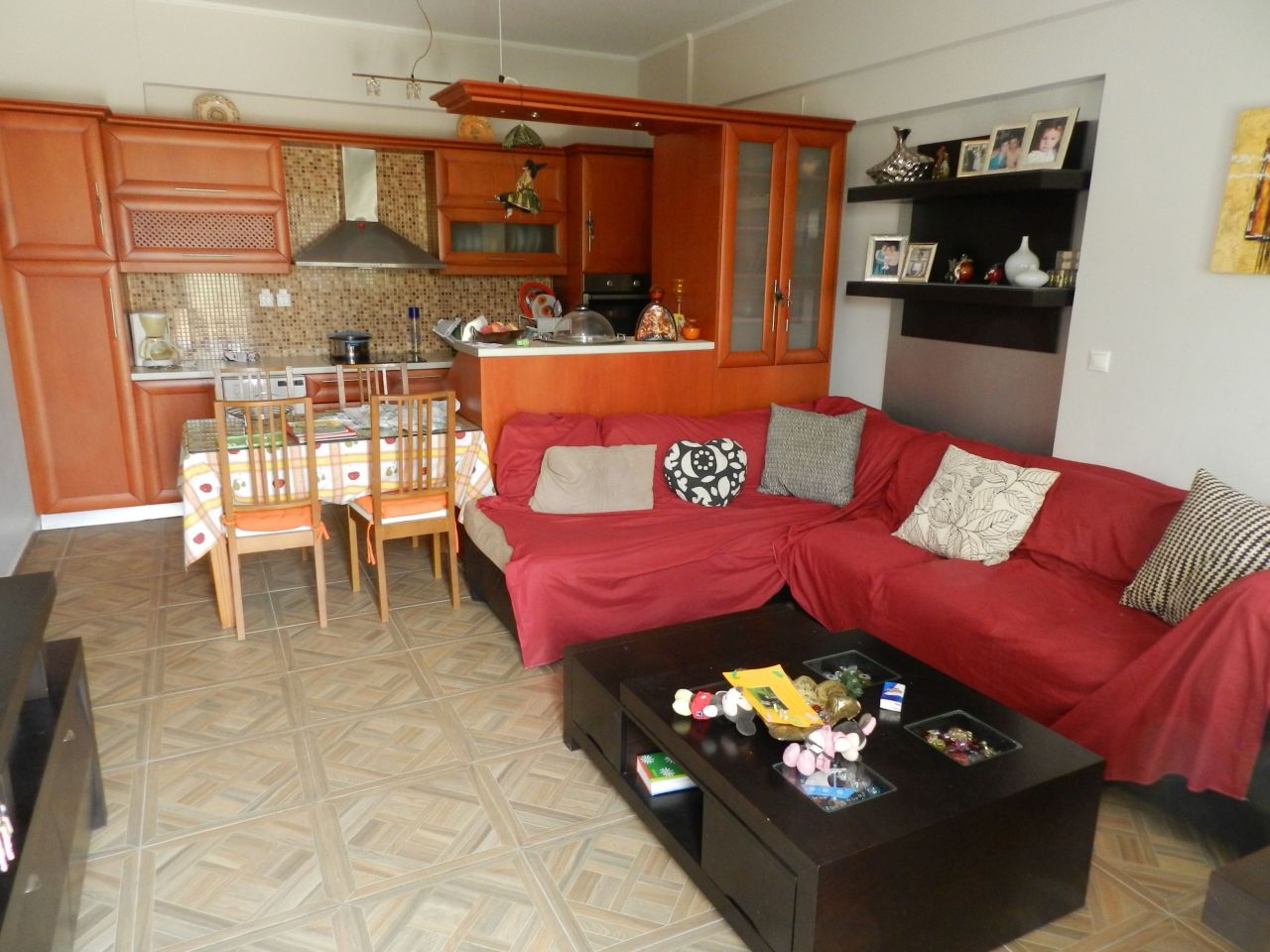 Casa en Loutraki, Grecia, 100 m² - imagen 1
