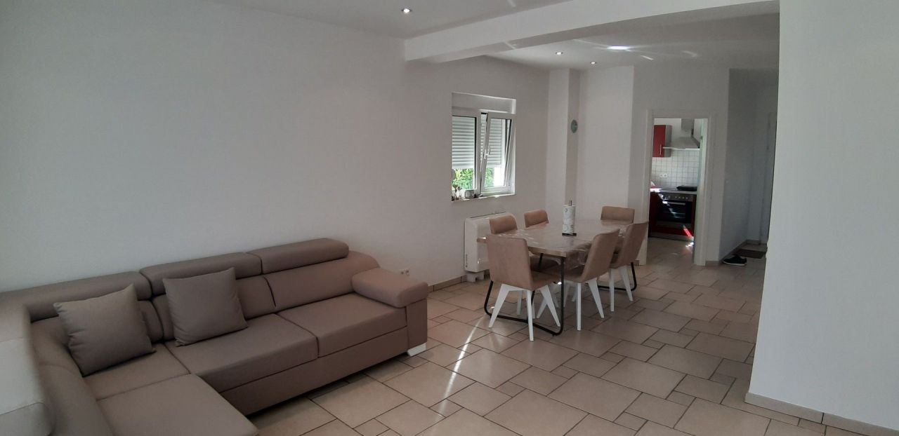 Casa a Herceg-Novi, Montenegro, 146 m² - foto 3