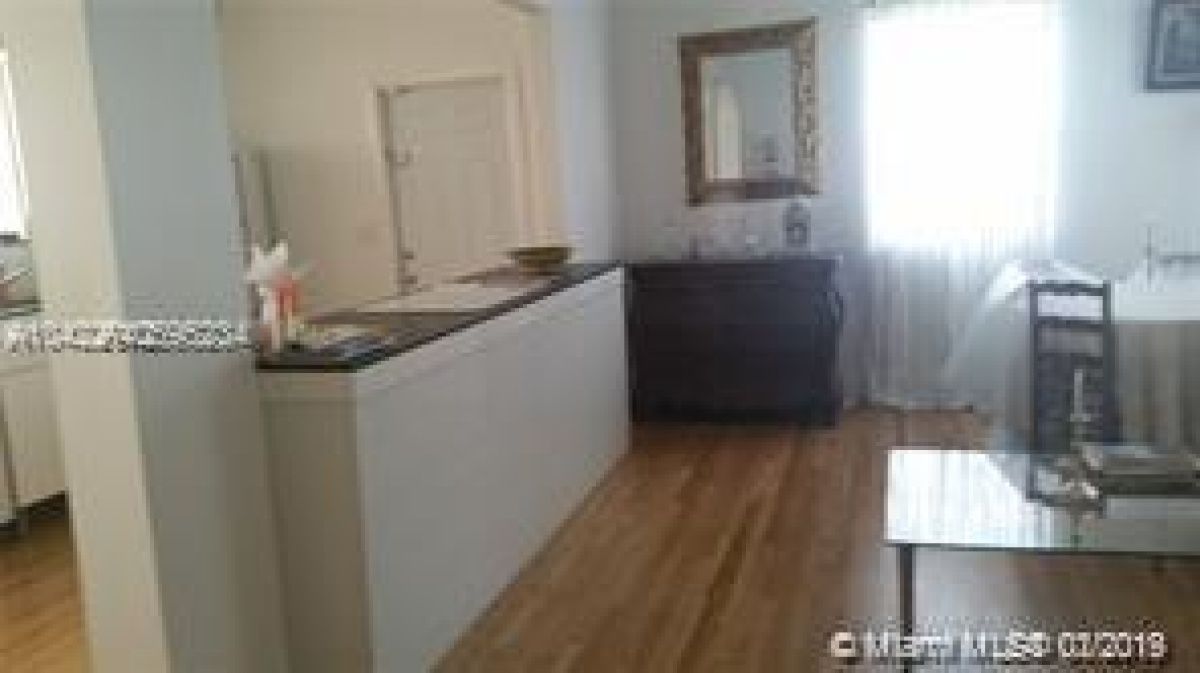 House in Miami, USA, 234 m² - picture 1