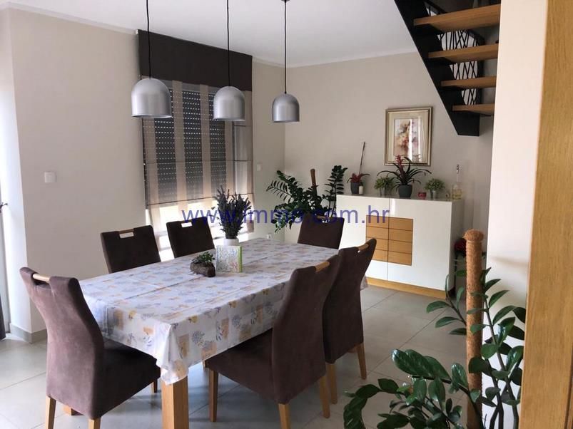 Villa en Šibenik, Croatie, 350 m² - image 6