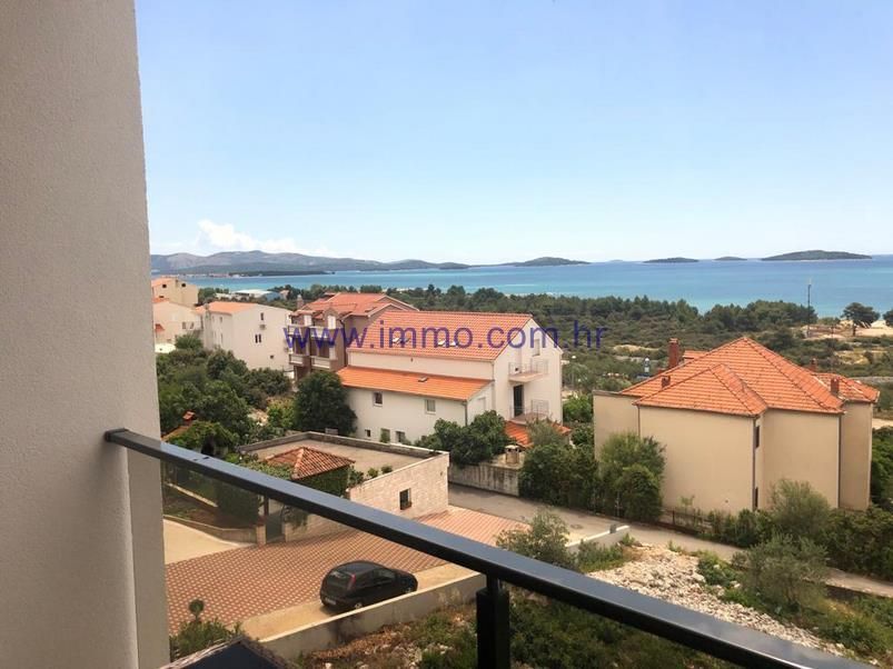 Villa en Šibenik, Croatie, 350 m² - image 13