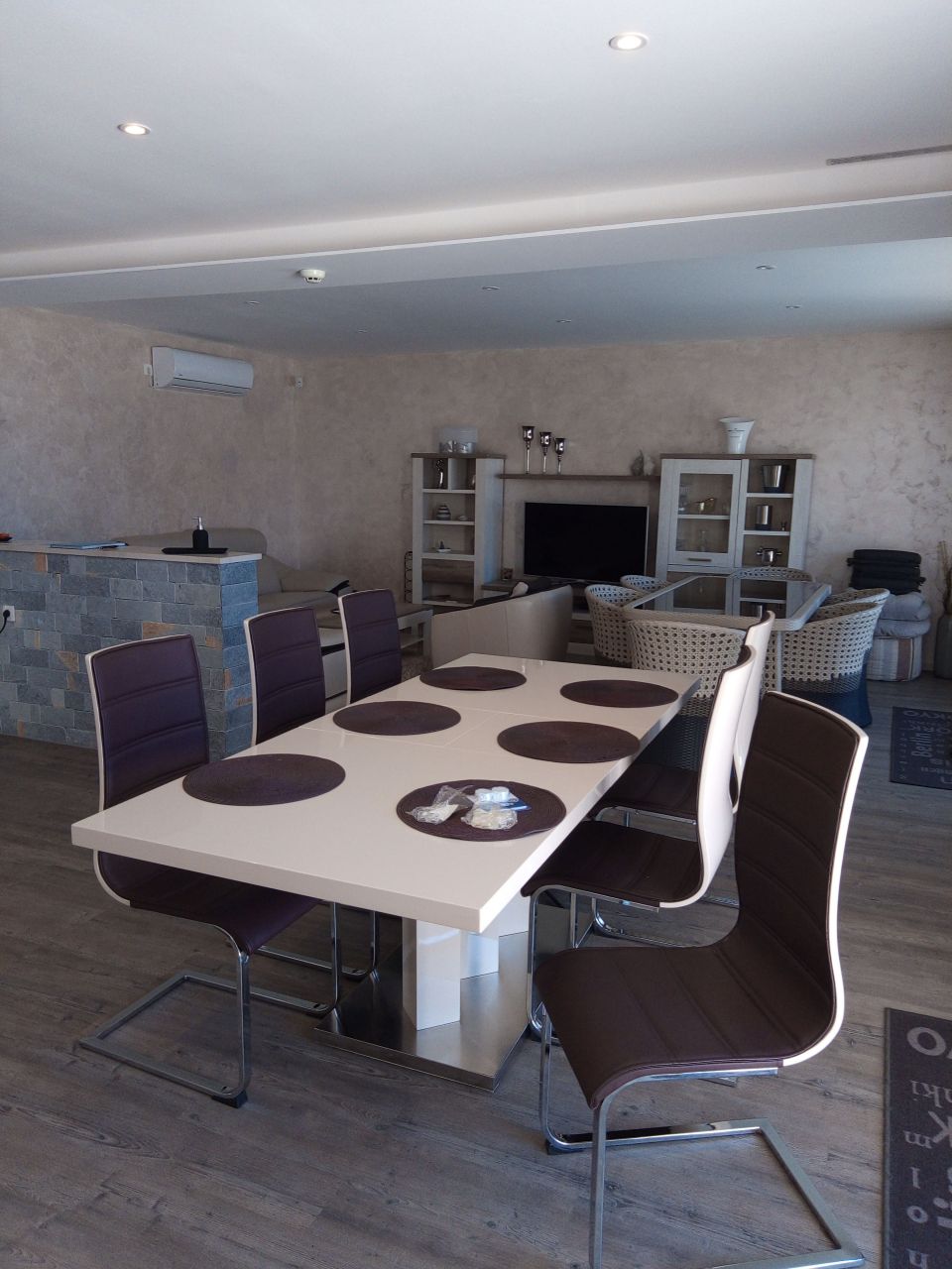 Villa in Krimovica, Montenegro, 300 m² - picture 6