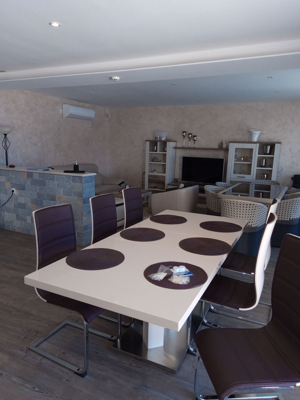 Villa in Krimovica, Montenegro, 300 m² - picture 9