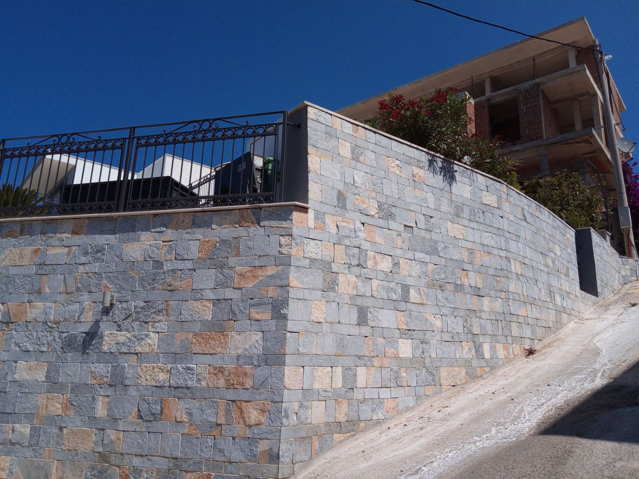 Villa in Krimovica, Montenegro, 300 m² - picture 3