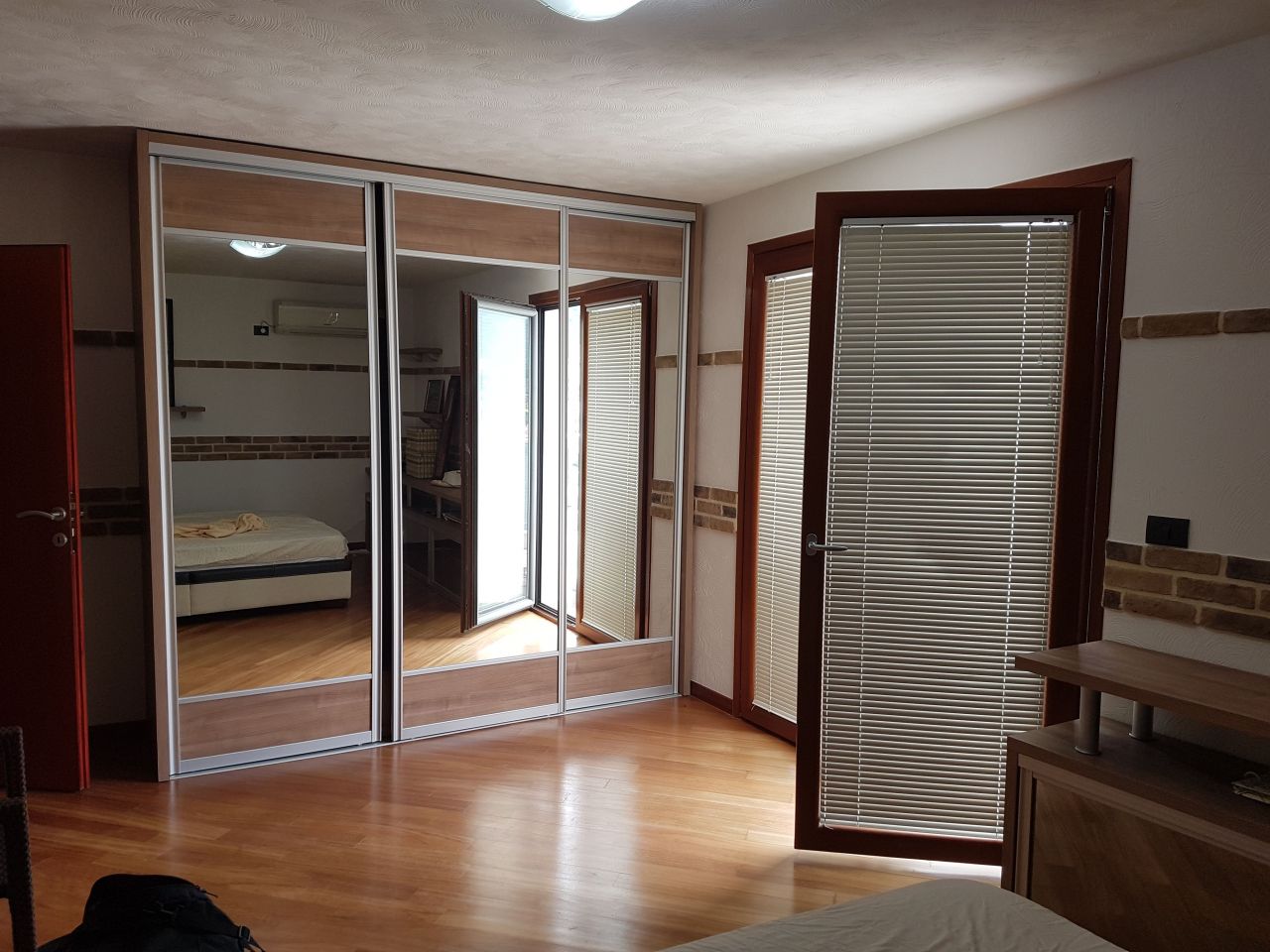 Flat in Rafailovici, Montenegro, 142 m² - picture 3