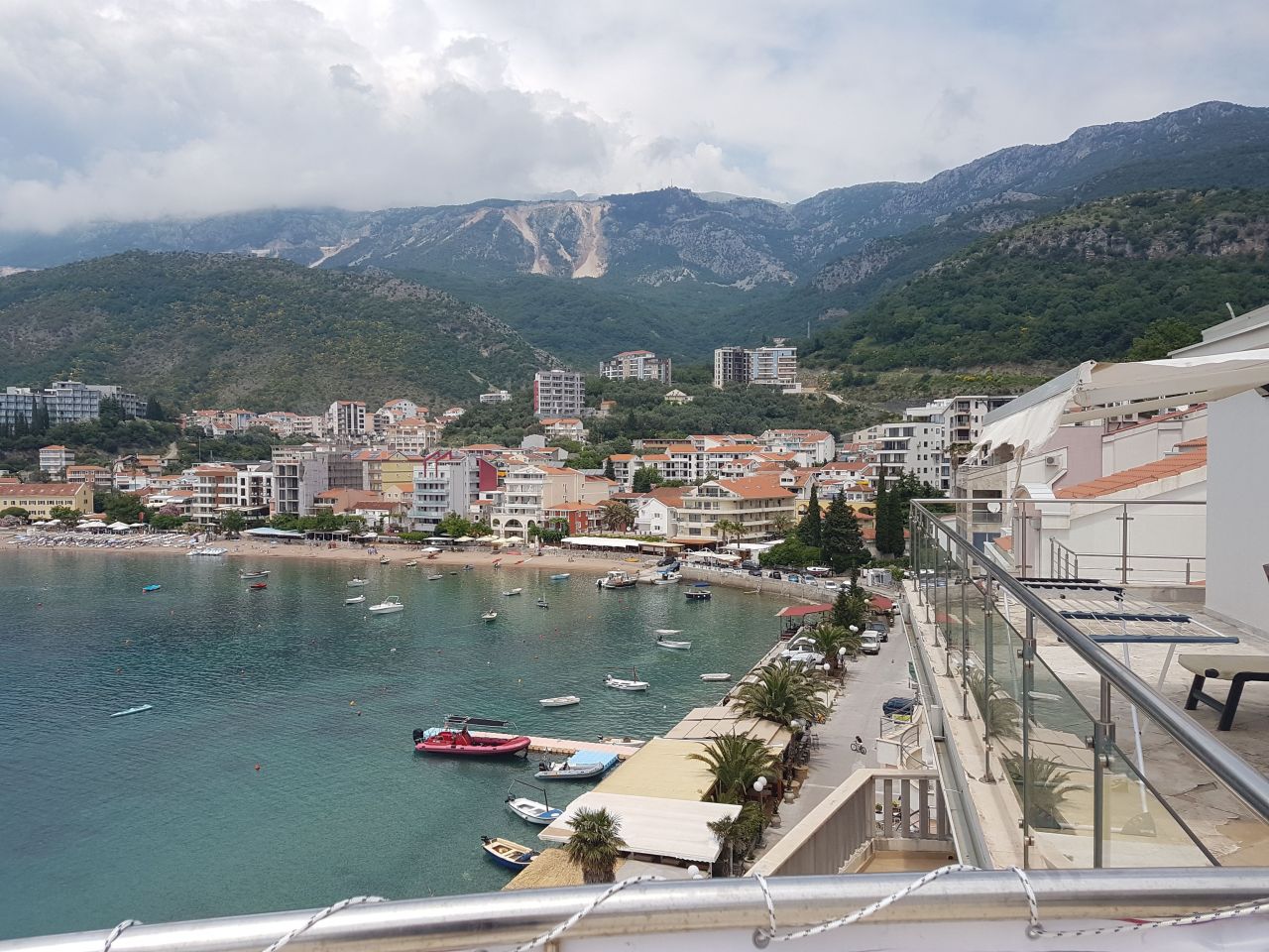 Flat in Rafailovici, Montenegro, 142 m² - picture 15