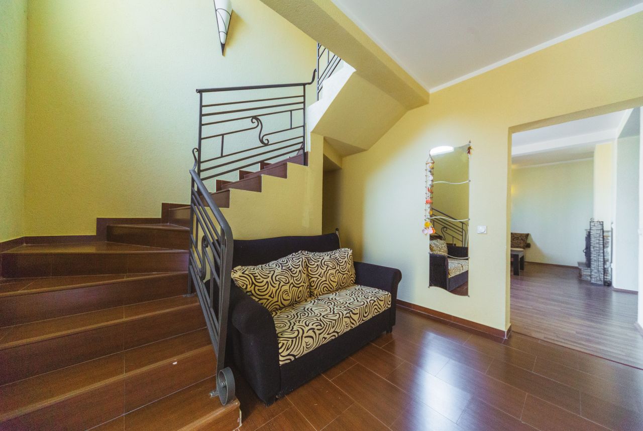 Cabaña en el Bar, Montenegro, 218 m² - imagen 11