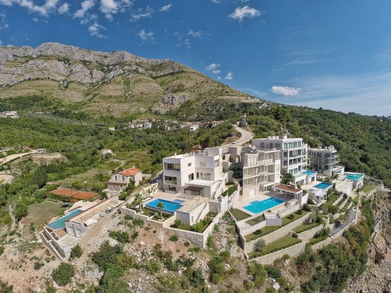 Villa in Rezevici, Montenegro, 570 m² - Foto 1