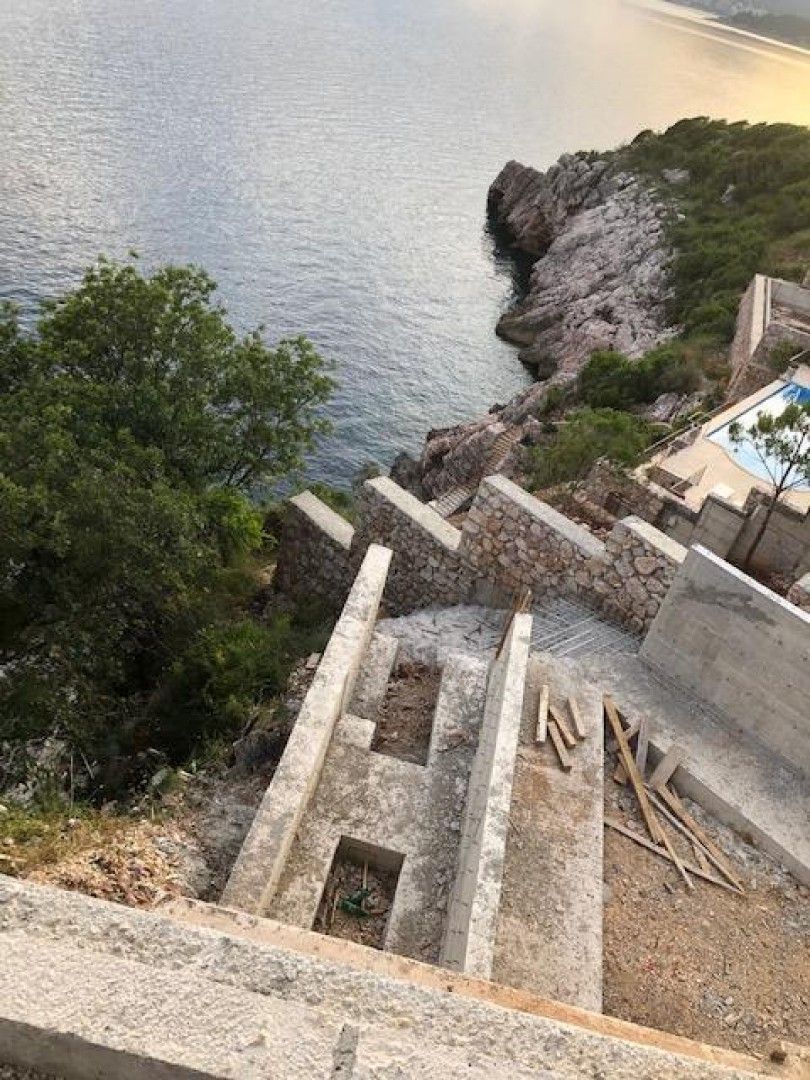 Villa en Przno, Montenegro, 646 m² - imagen 2