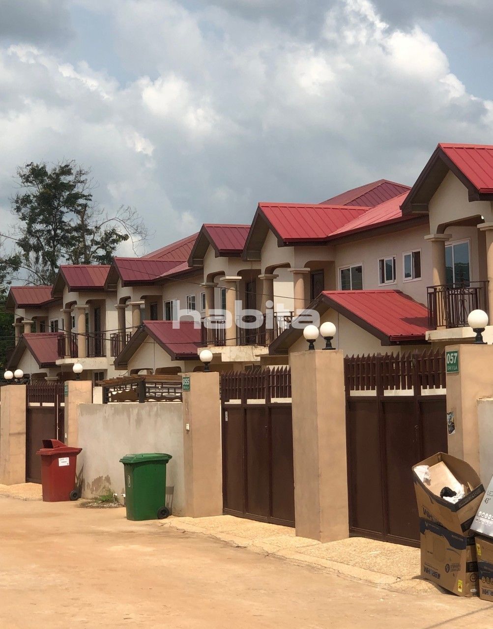 House Abokobi, Ghana, 165 m² - picture 1