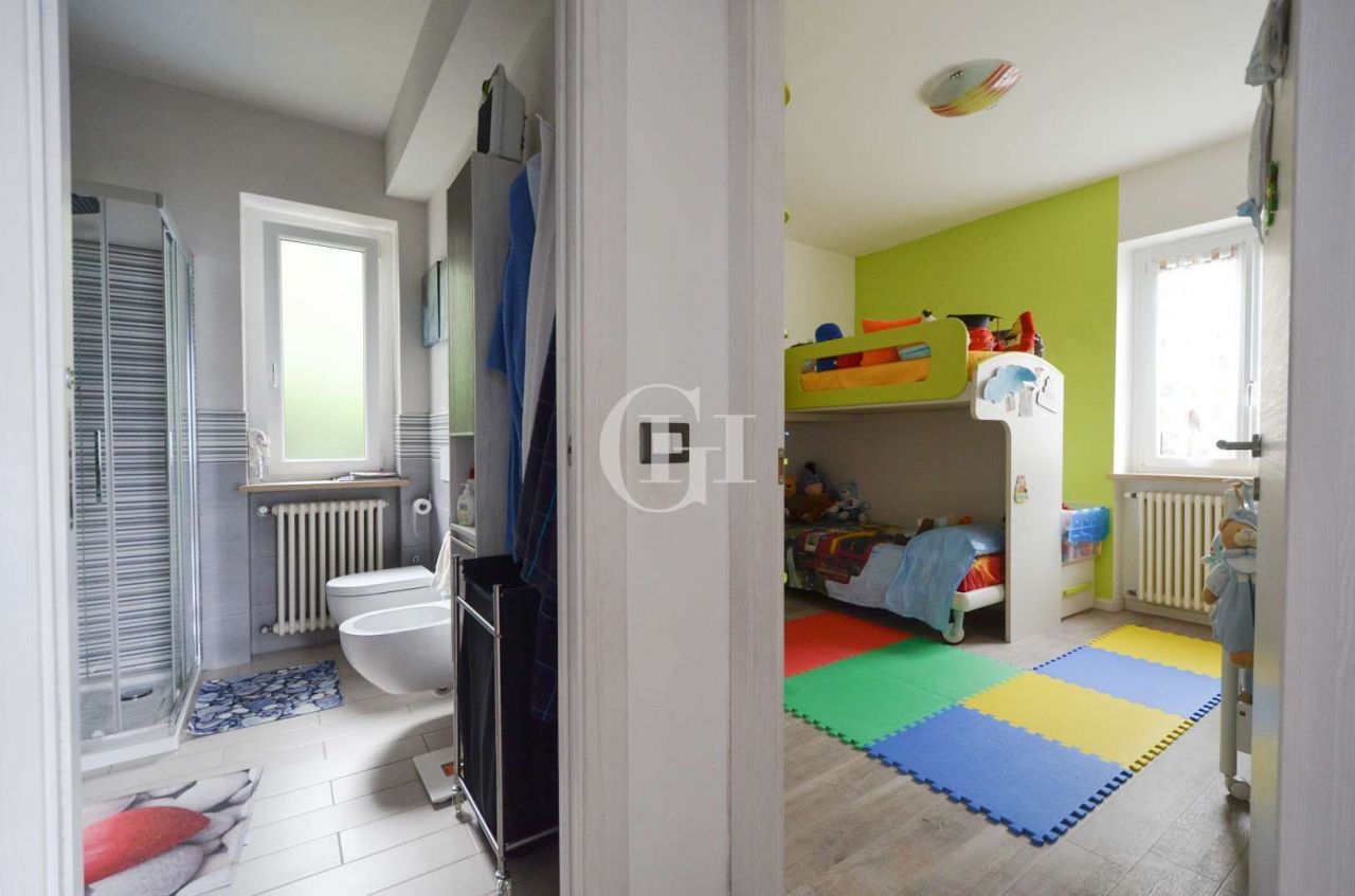 Flat on Lake Garda, Italy, 95 m² - picture 23