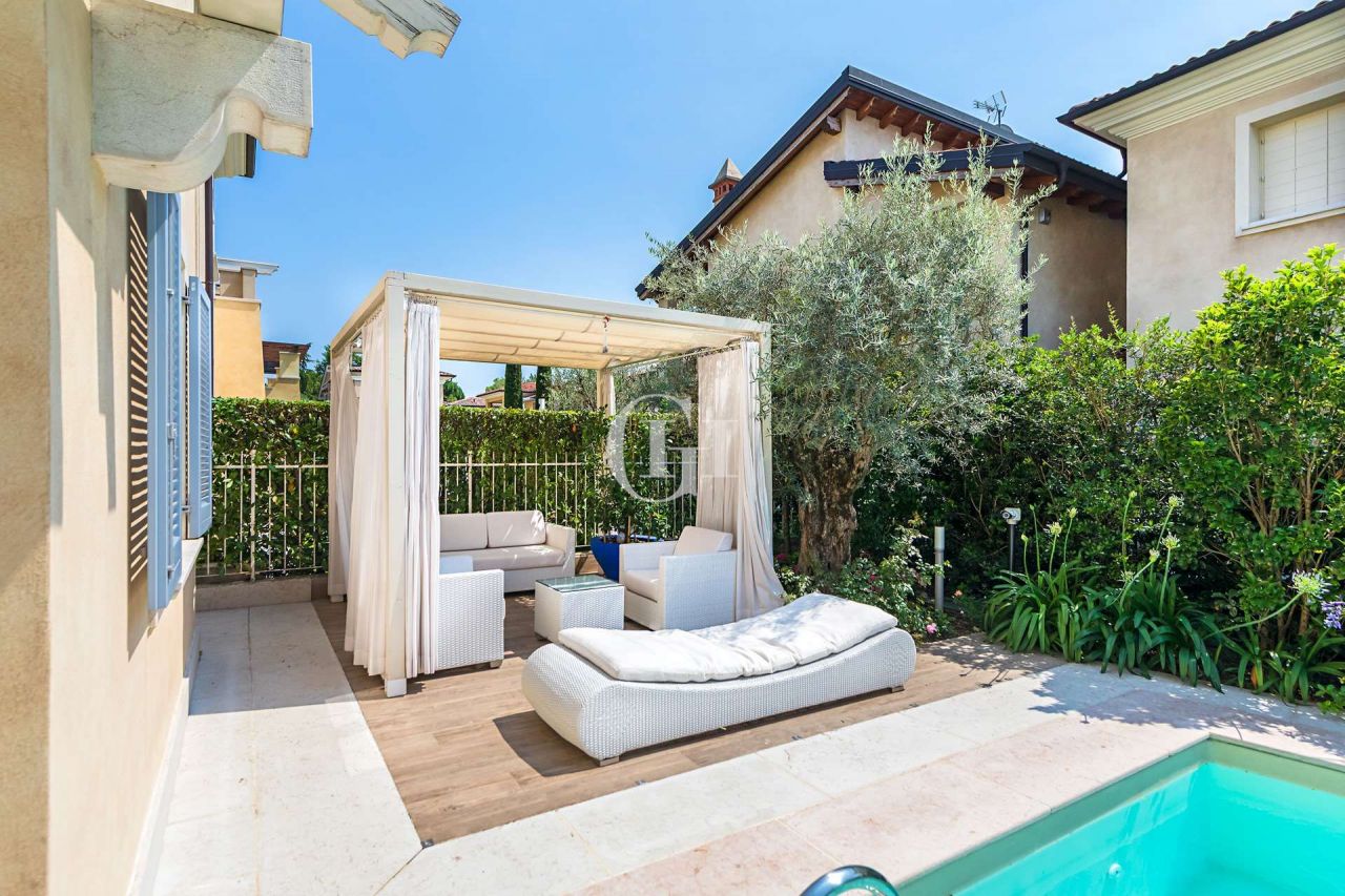 Cottage par le Lac de Garde, Italie, 170 m² - image 2