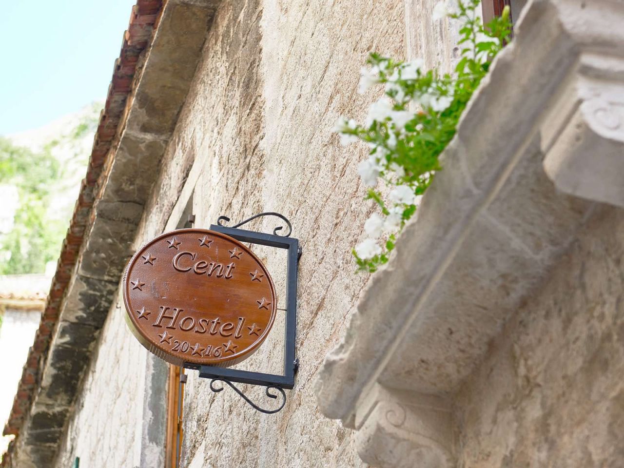 Hotel in Kotor, Montenegro, 180 m² - picture 1