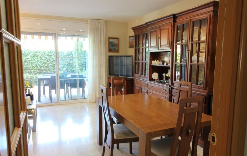 Casa en Cambrils, España, 259 m² - imagen 3