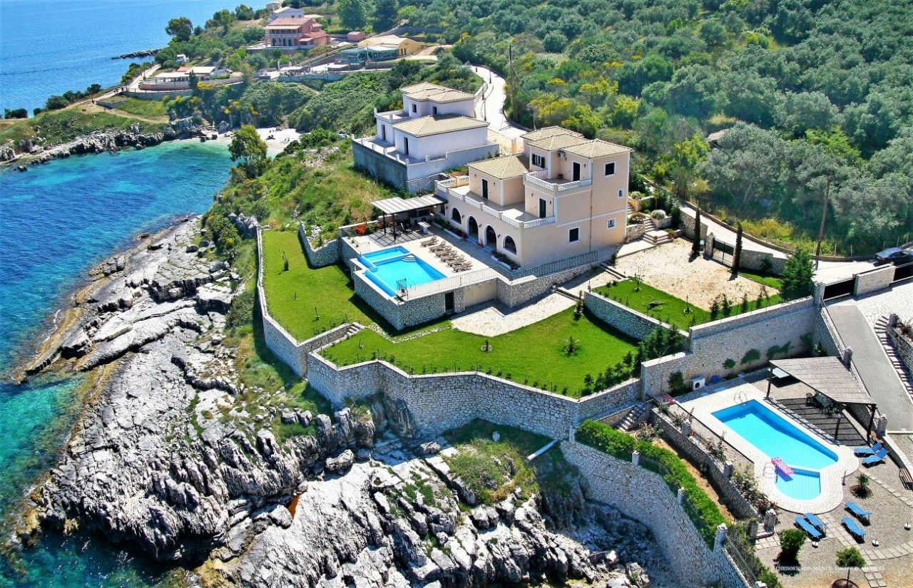 Villa on Corfu, Greece, 340 m² - picture 1