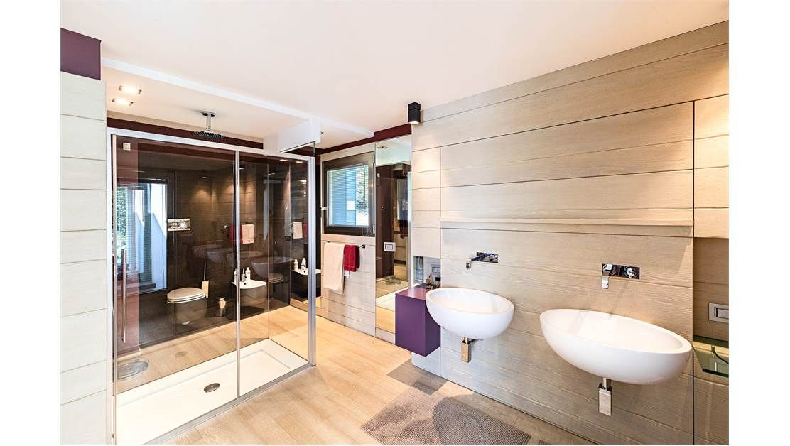 Villa on Lake Garda, Italy, 435 m² - picture 14