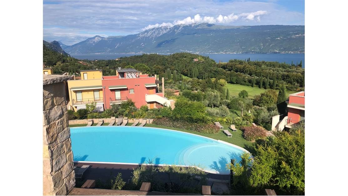 Apartamento por Lago de Garda, Italia, 140 m² - imagen 1