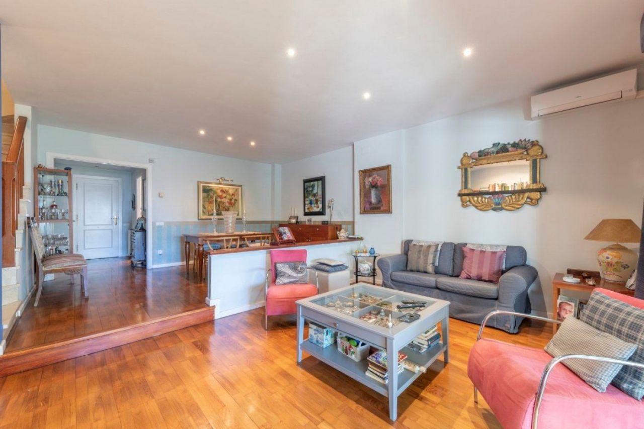 Chalet à la Costa del Garraf, Espagne, 175 m² - image 4