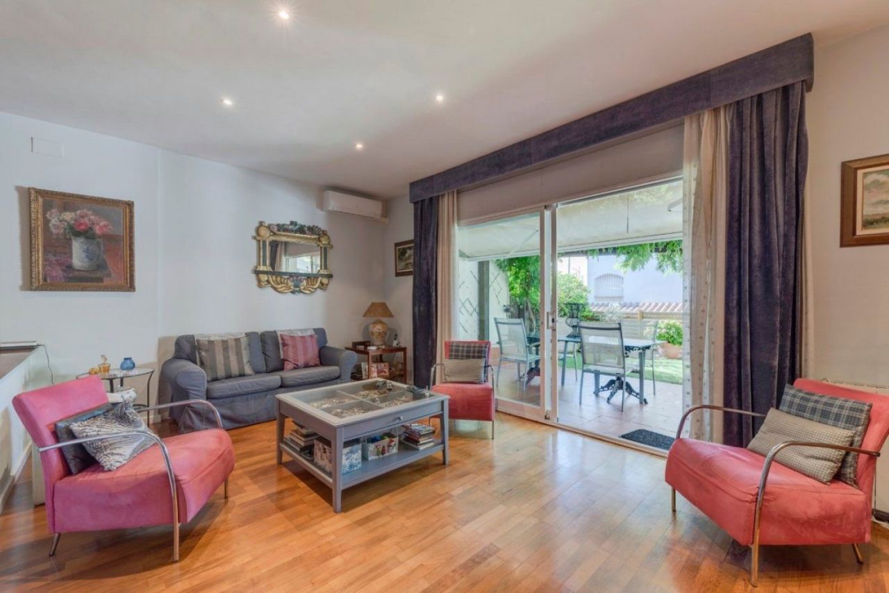 Chalet à la Costa del Garraf, Espagne, 175 m² - image 5