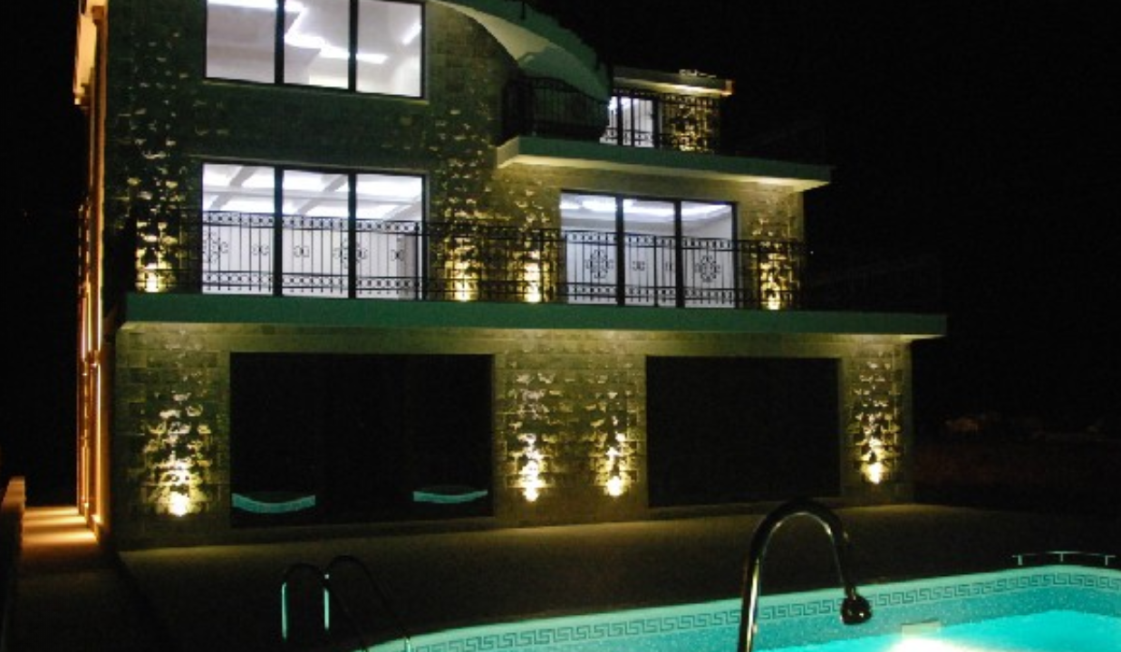 Villa a Herceg-Novi, Montenegro, 700 m² - foto 2