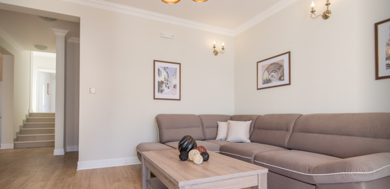 Villa a Dobrota, Montenegro, 536 m² - foto 8