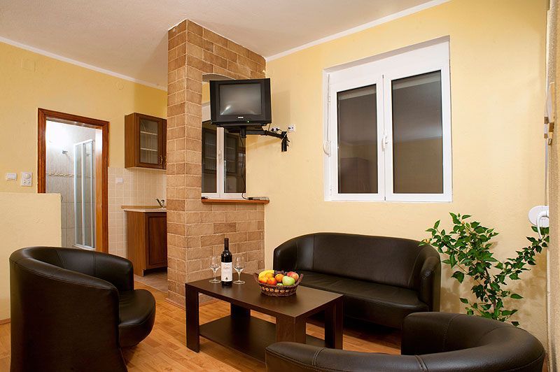 Hotel en Buljarica, Montenegro, 2 377 m² - imagen 5