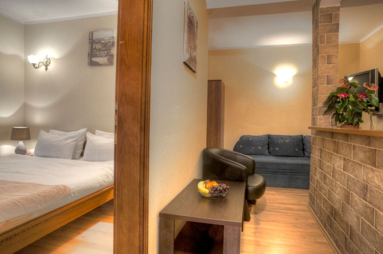 Hotel en Buljarica, Montenegro, 2 377 m² - imagen 15