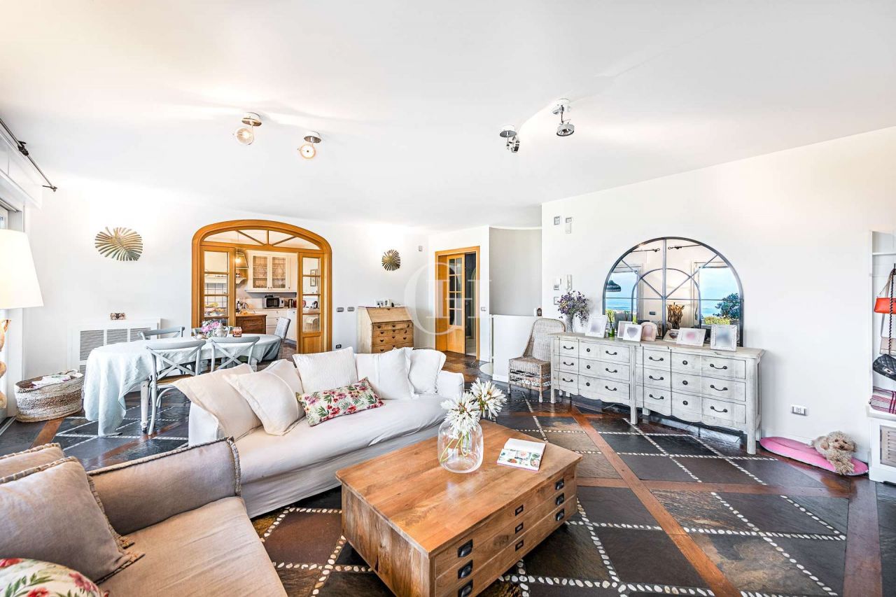 Appartement par le Lac de Garde, Italie, 240 m² - image 5