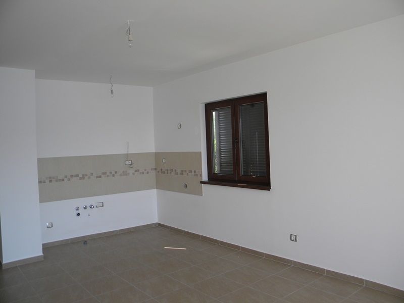 Flat in Kumbor, Montenegro, 80 m² - picture 14