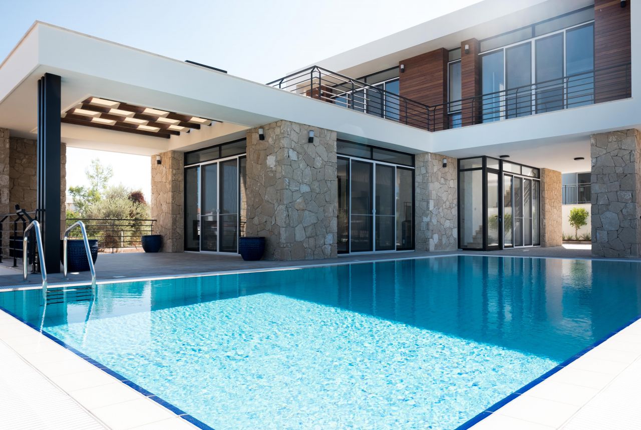 Villa in Esentepe, Cyprus, 220 m² - picture 1